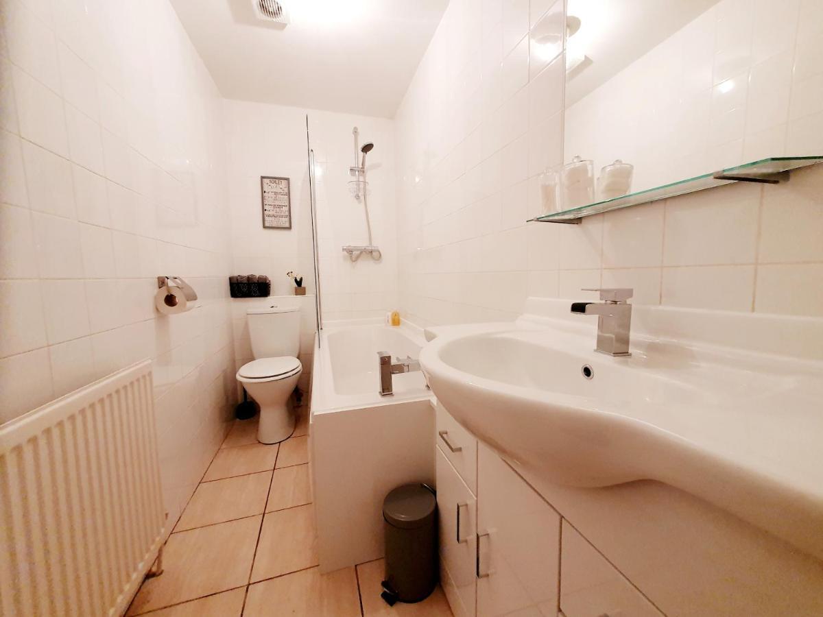 Station Apartment Белсхилл Экстерьер фото